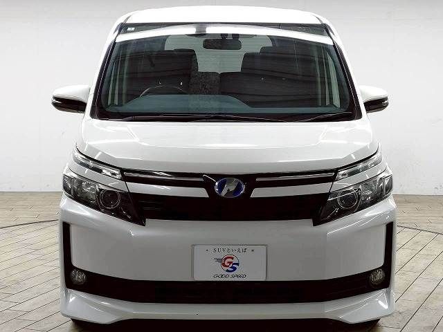 TOYOTA VOXY HYBRID 2014 Image 31