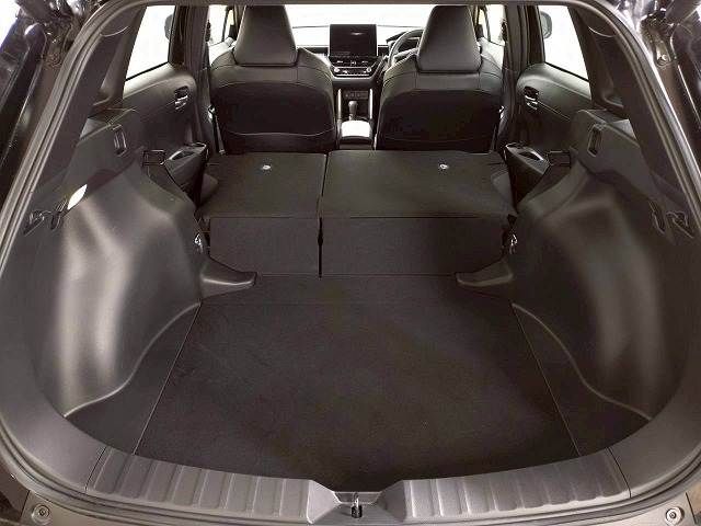 TOYOTA COROLLA CROSS HYBRID 2023 Image 31