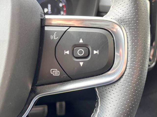 VOLVO XC40 2021 Image 31