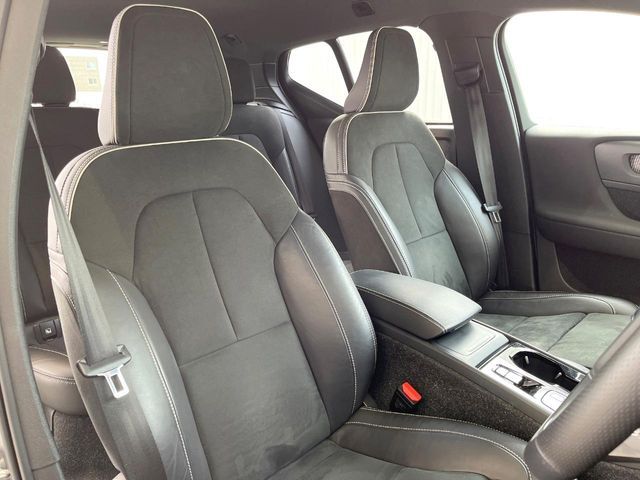 VOLVO XC40 2021 Image 31