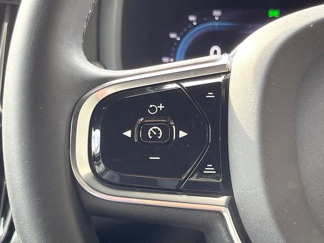 VOLVO S90 2023 Image 31