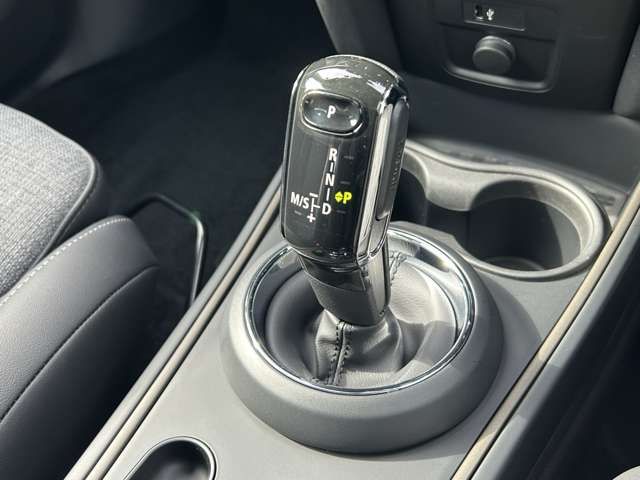 BMW MINI COOPER D CROSSO 2023 Image 31