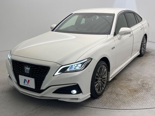 TOYOTA CROWN SEDAN HYBRID 2019 Image 31