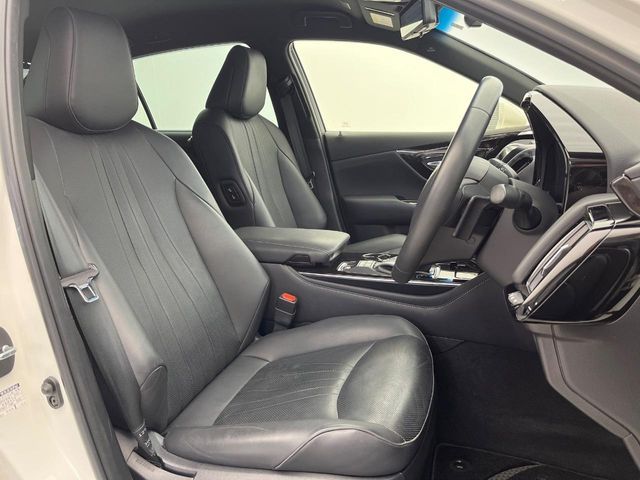 TOYOTA CROWN SEDAN HYBRID 2019 Image 31