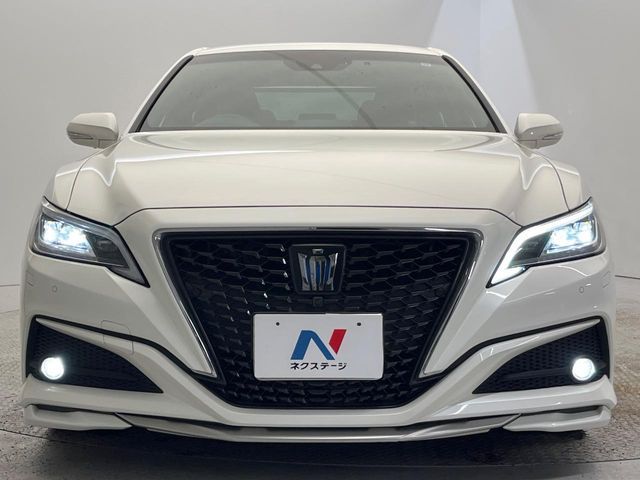 TOYOTA CROWN SEDAN HYBRID 2019 Image 31