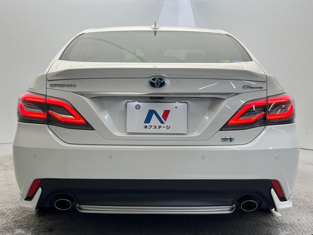 TOYOTA CROWN SEDAN HYBRID 2019 Image 31