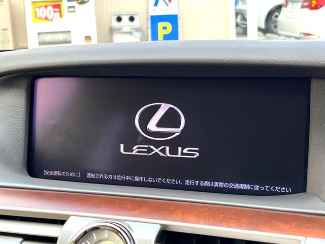 TOYOTA LEXUS LS460 2013 Image 31