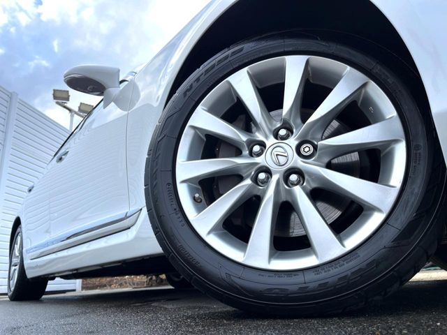 TOYOTA LEXUS LS460 2013 Image 31