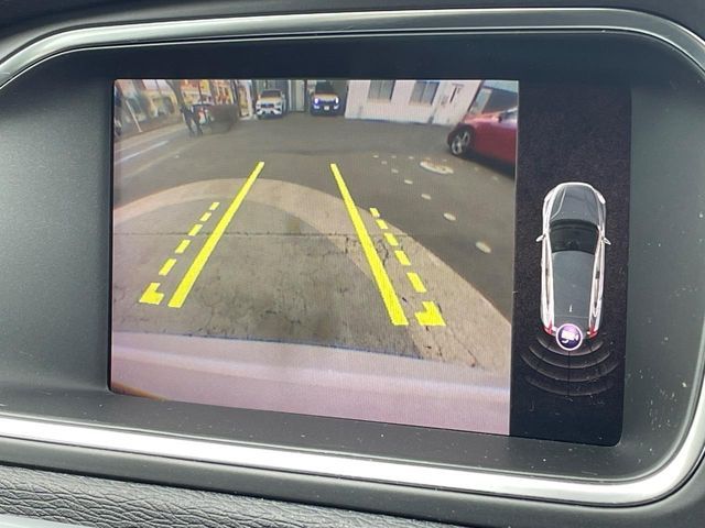 VOLVO V40 2018 Image 31