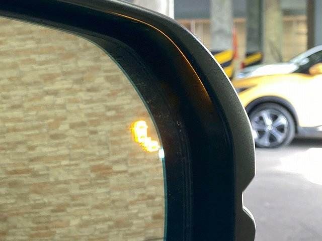 HONDA STEPWAGON E:HEV SPAD 2023 Image 31