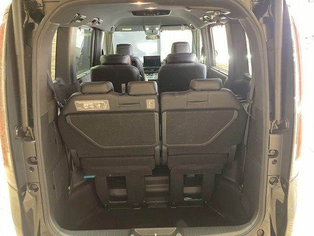 HONDA STEPWAGON E:HEV SPAD 2023 Image 31