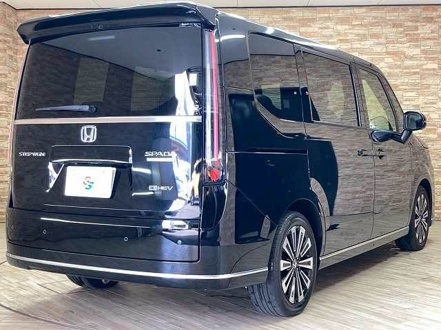 HONDA STEPWAGON E:HEV SPAD 2023 Image 31
