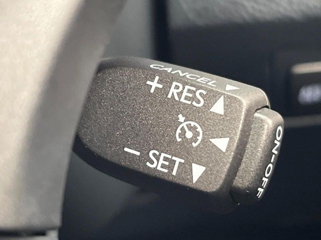 TOYOTA LEXUS LS600H 2010 Image 31