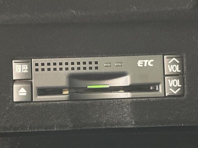 TOYOTA LEXUS LS600H 2010 Image 31