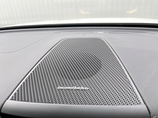 VOLVO XC60 2025 Image 31