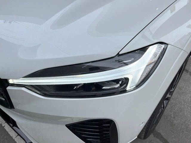 VOLVO XC60 2025 Image 31