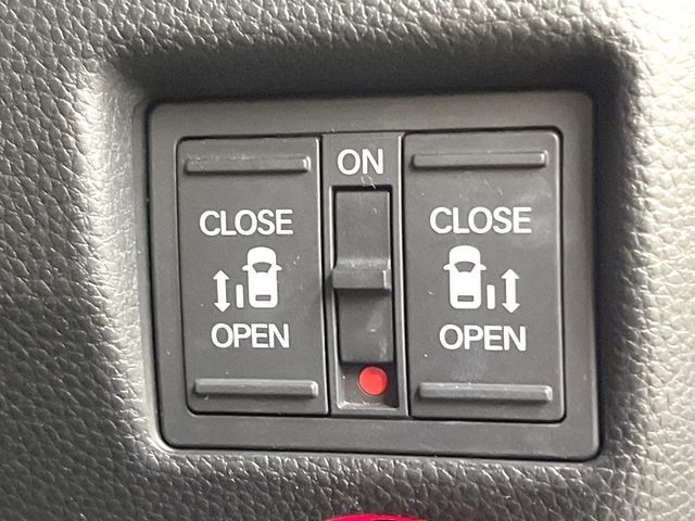 HONDA N BOX CUSTOM 2019 Image 31