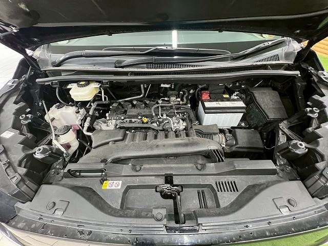 TOYOTA VOXY 2022 Image 31