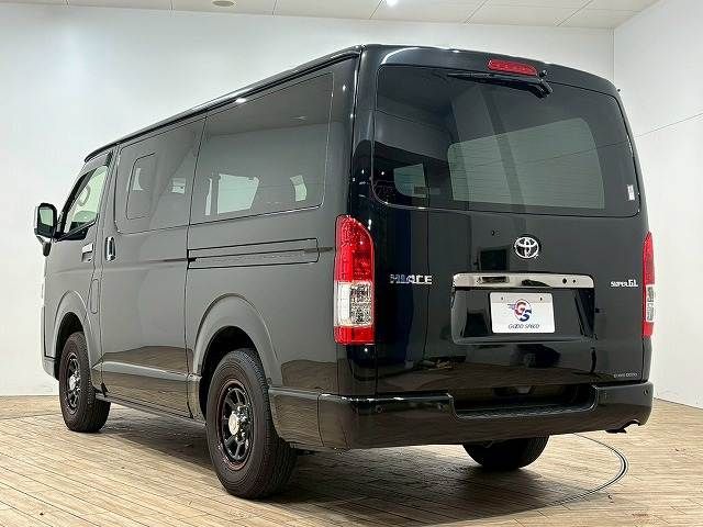 TOYOTA HIACE VAN 4WD 2022 Image 31