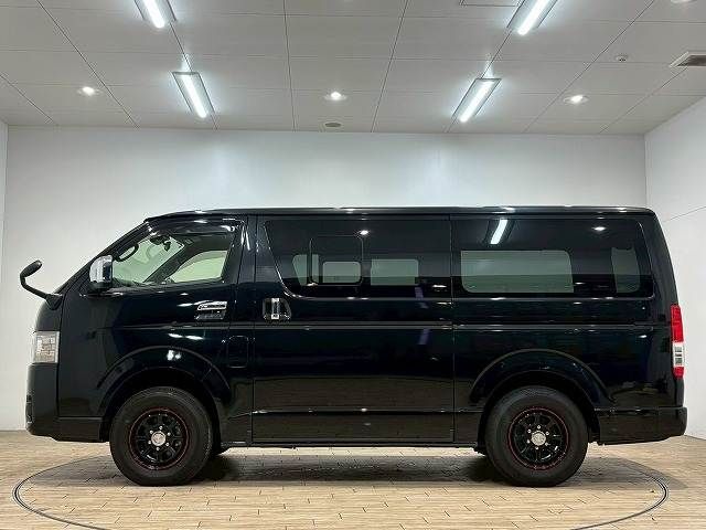 TOYOTA HIACE VAN 4WD 2022 Image 31