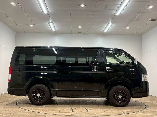 TOYOTA HIACE VAN 4WD 2022 Image 31