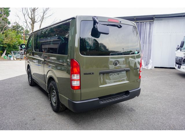 TOYOTA HIACE VAN 4WD 2011 Image 31