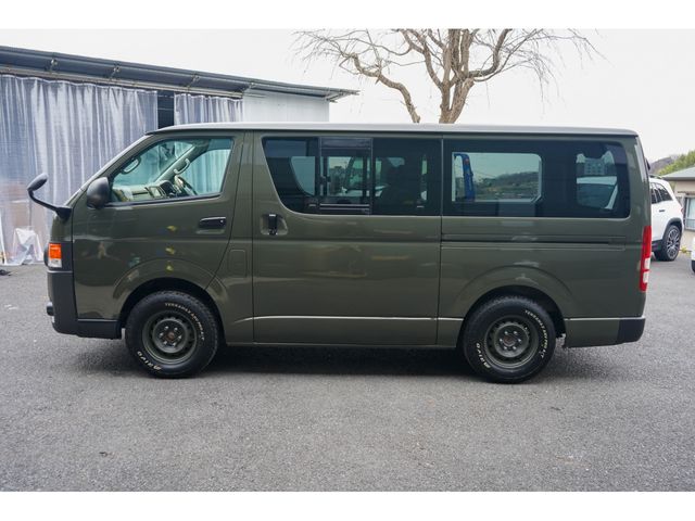 TOYOTA HIACE VAN 4WD 2011 Image 31