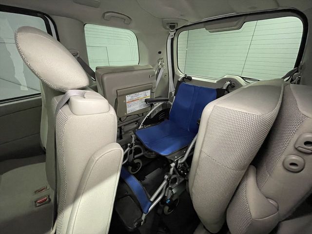 NISSAN SERENA  WG 2017 Image 31