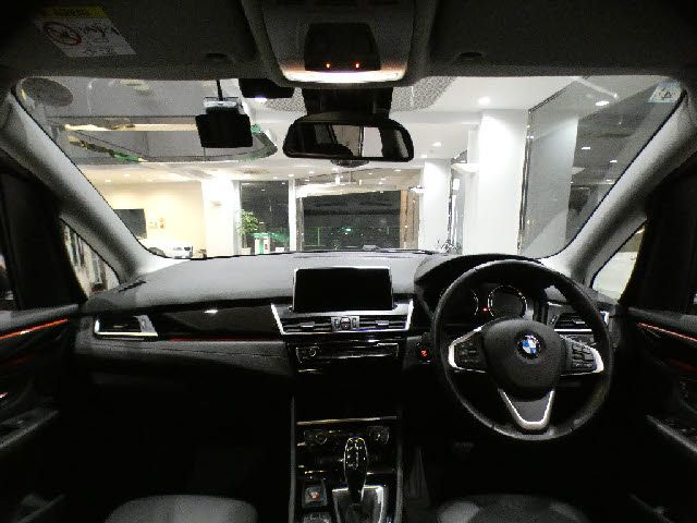 BMW 2SERIES GRAN TOU 2019 Image 31