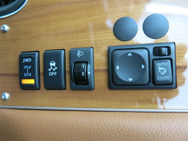 MITSUOKA VIEWT HATCHBACK 2020 Image 31