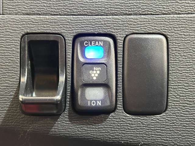 TOYOTA ISIS 2007 Image 31