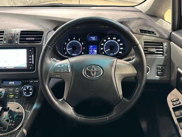 TOYOTA MARK X ZIO 2013 Image 31