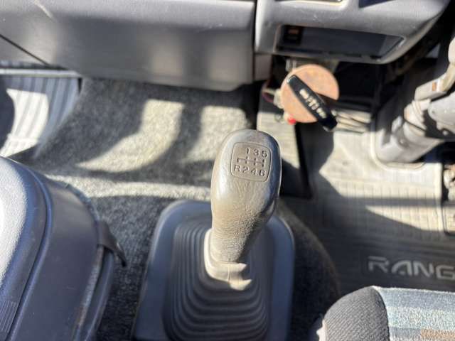 HINO RANGER 1992 Image 31