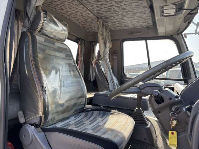 HINO RANGER 1992 Image 31