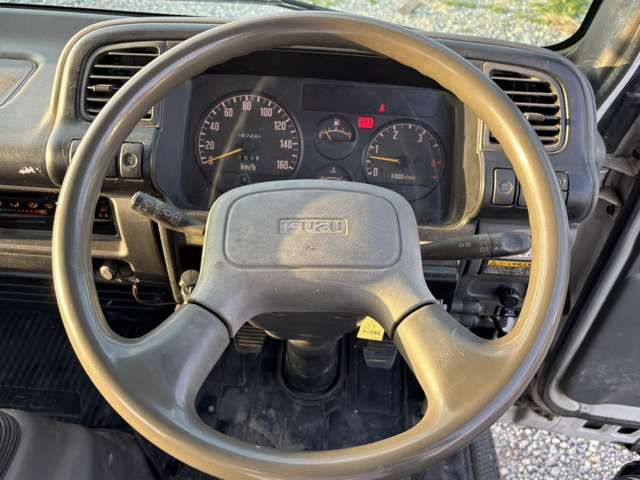 ISUZU ELF 1999 Image 31