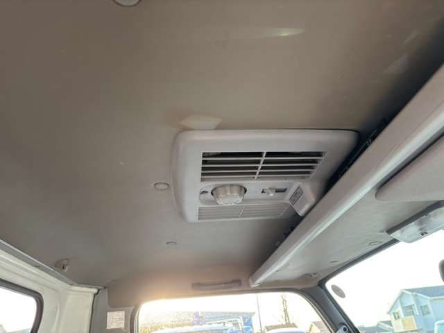 ISUZU ELF 1999 Image 31