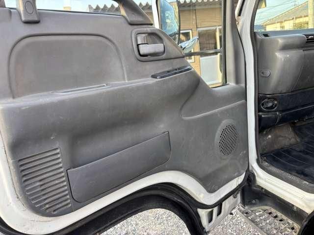 ISUZU ELF 1999 Image 31