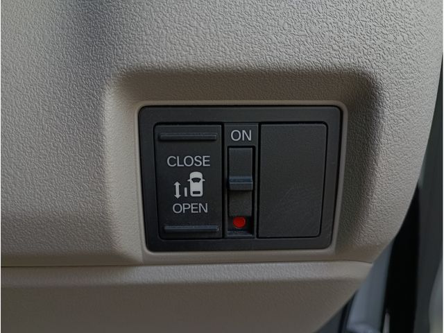 HONDA N BOX 4WD 2024 Image 31