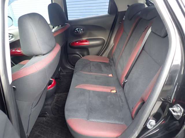 NISSAN JUKE 2012 Image 31