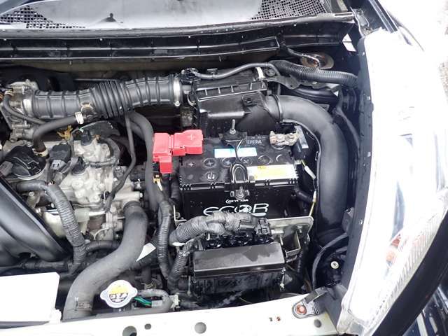 NISSAN JUKE 2012 Image 31