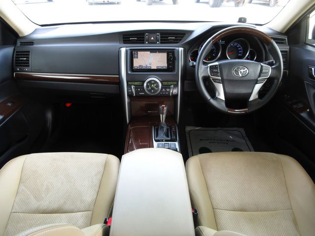 TOYOTA MARK X 2015 Image 31