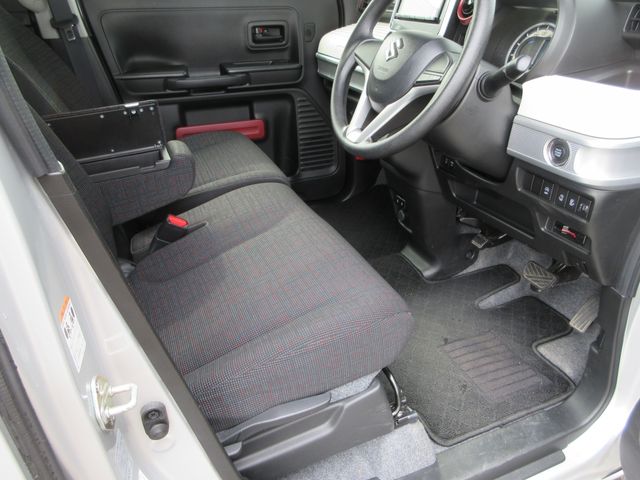 SUZUKI SPACIA 4WD 2023 Image 31