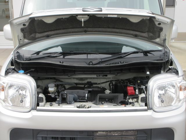 SUZUKI SPACIA 4WD 2023 Image 31