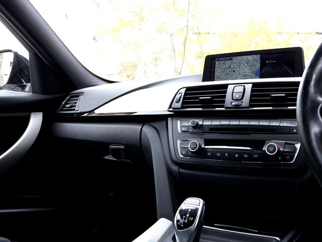 BMW 3SERIES SEDAN 2015 Image 31