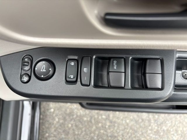 HONDA N BOX 2024 Image 31