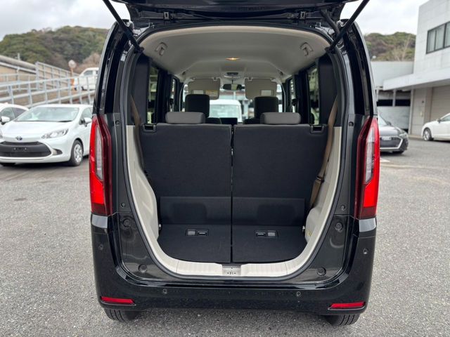 HONDA N BOX 2024 Image 31