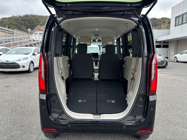 HONDA N BOX 2024 Image 31