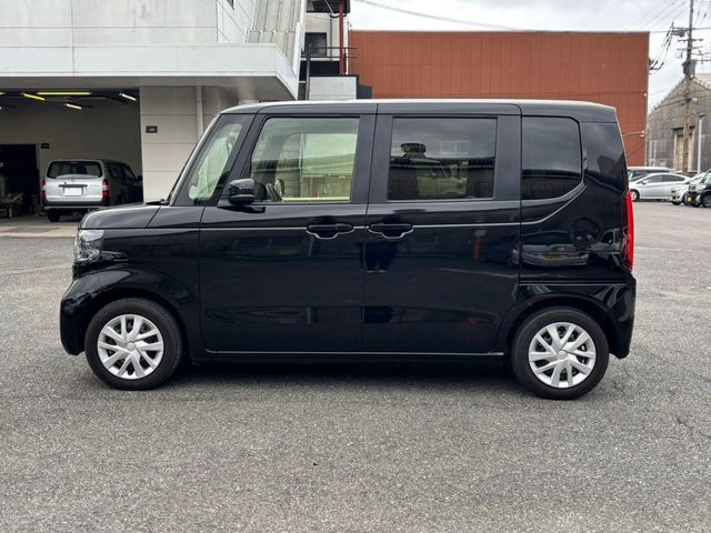 HONDA N BOX 2024 Image 31