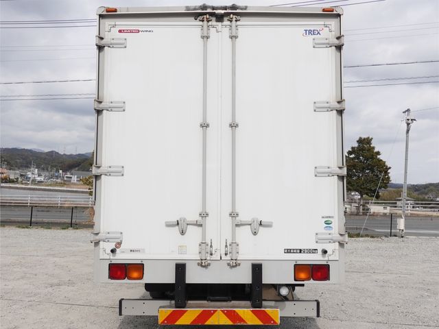 MITSUBISHI FUSOU FIGHTER 2014 Image 31