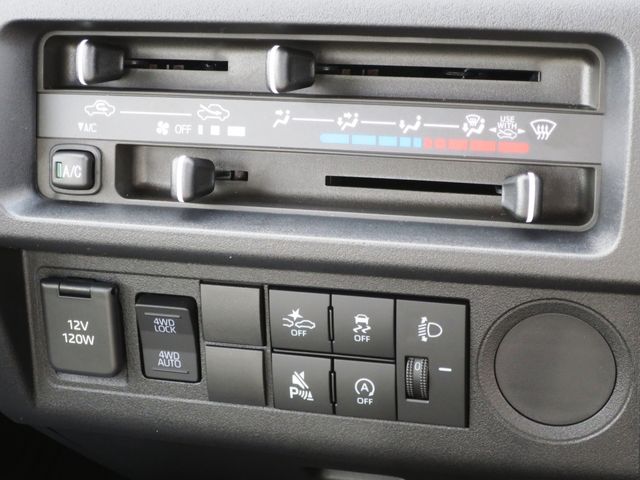 DAIHATSU HIJET TRUCK 4WD 2025 Image 31